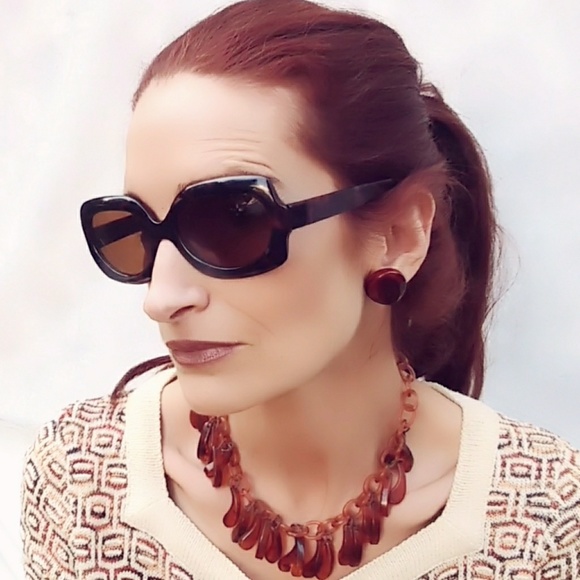 Vintage Designer Oliver Peoples Oversized Tortoise Sunnies - Picture 2 of 9